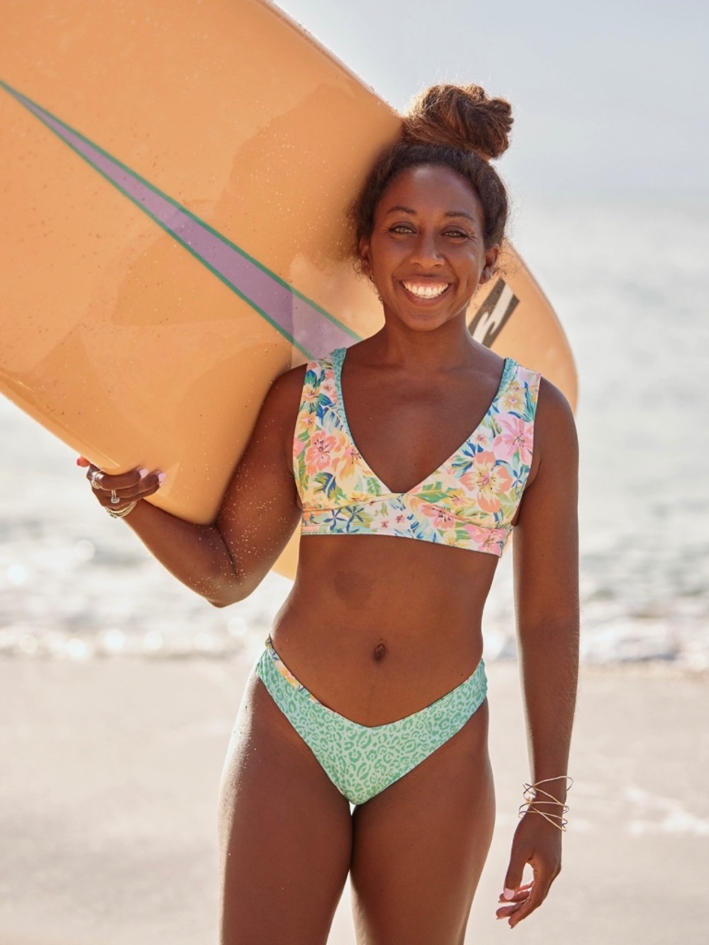 Billabong โขโข Sweet Tropics Fiji Cheeky Reversible Bikini Bottom - Picture 11 of 13